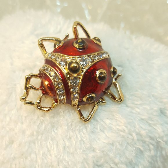 Ladybug Pin - Picture 2 of 11